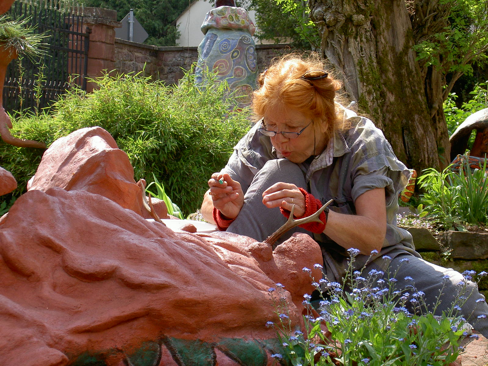 Karin Günther bei der Arbeit am Wolperdinger