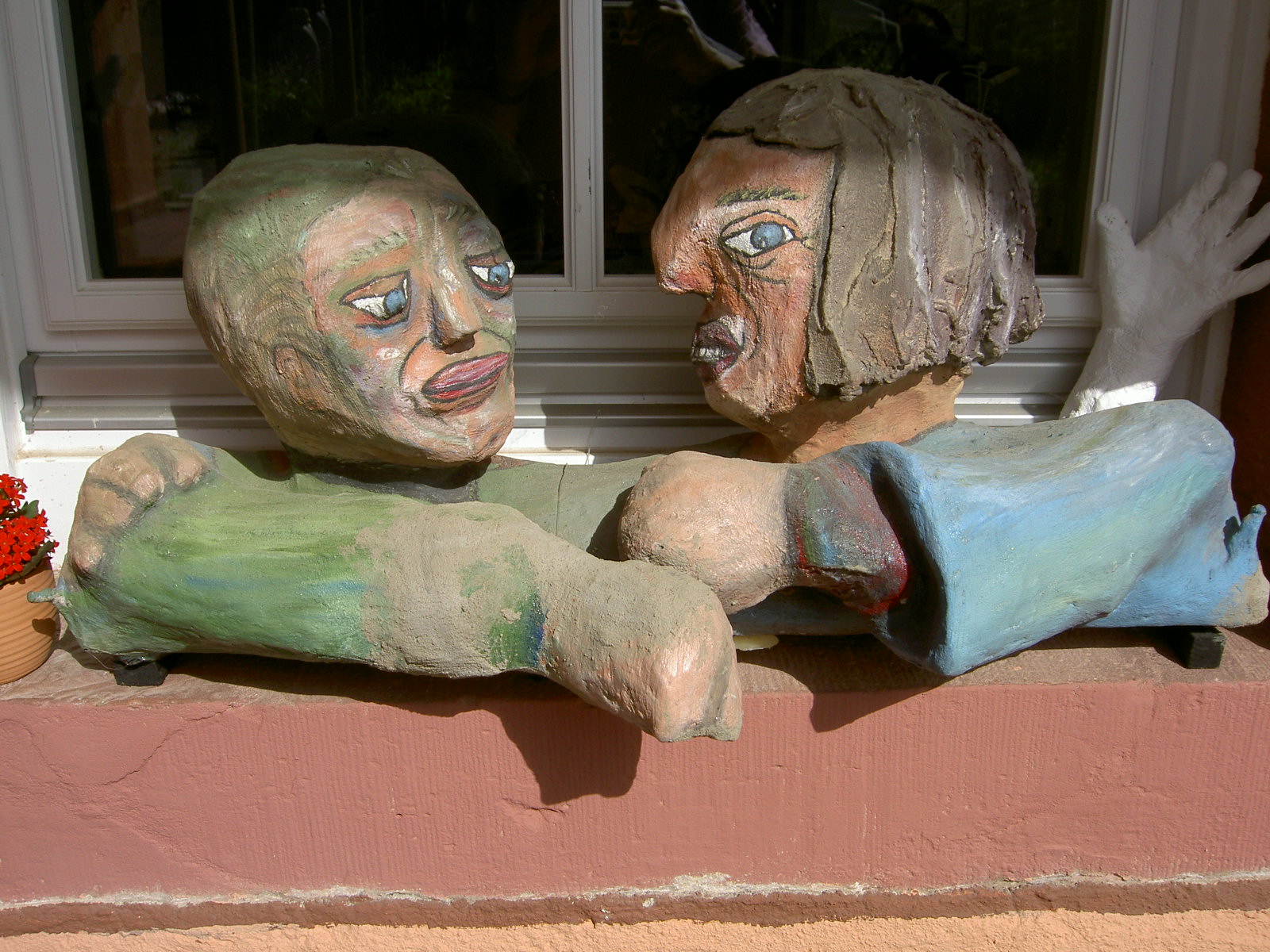 Skulptur: Klatsch und Tratsch