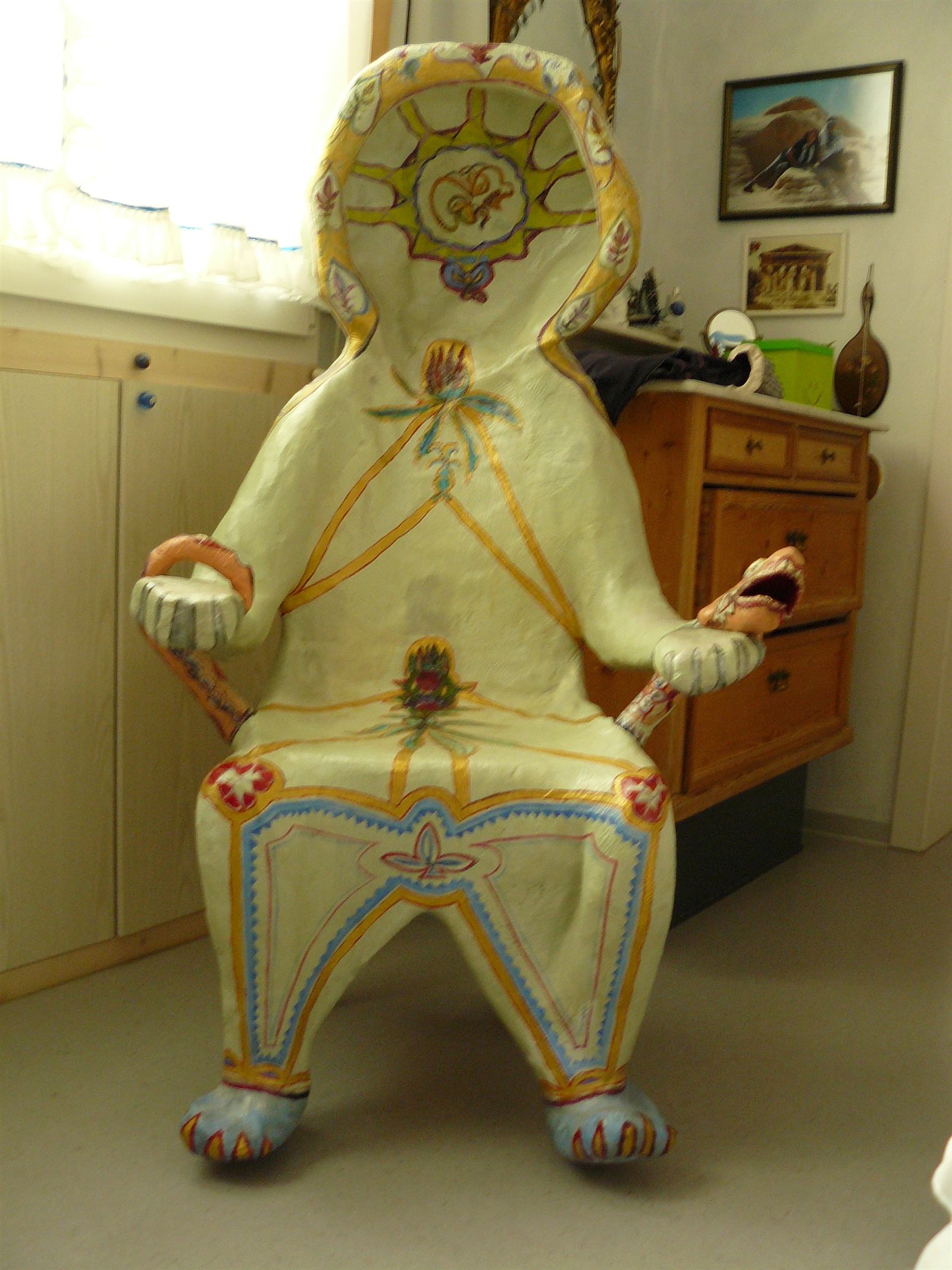 Skulptur: Prachtstuhl